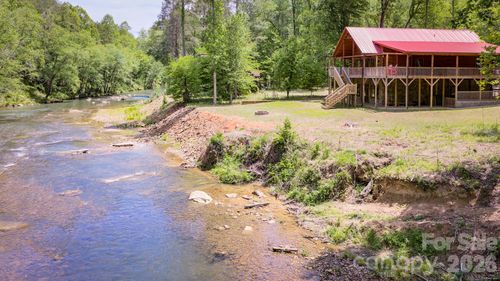371 Redbird Dr, Lake Lure, NC, 28746-9125 | Card Image