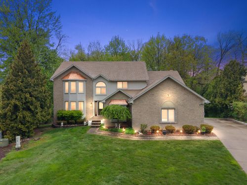 30521 Knighton Dr, Farmington Hills, MI, 48331-5930 | Card Image