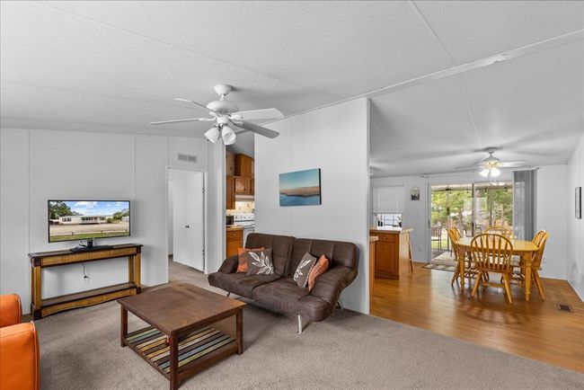 1415 Cedar St Ne, House other with 3 bedrooms, 2 bathrooms and 1 parking in Steinhatchee FL | Image 5
