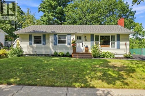 150 Charing Cres, Fredericton, NB, E3B4R7 | Card Image