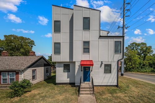 1000 33rd Ave N, Nashville, TN, 37209-2607 | Card Image
