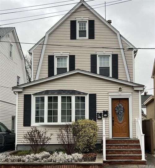 2nd-fl-248-15 89th Ave, Bellerose, NY, 11426-1901 | Card Image