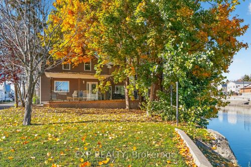 9 Mill St, Chesterville, ON, K0C1H0 | Card Image