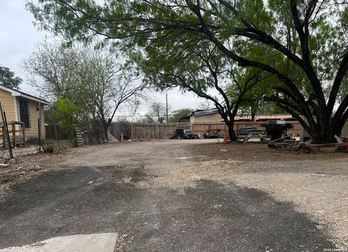 234 Azucena St, San Antonio, TX, 78237-1263 | Card Image