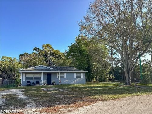 651 Pine Cone Ln, Naples, FL, 34104-5407 | Card Image
