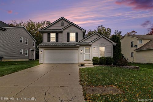 8585 Barrington Dr, Ypsilanti, MI, 48198-3198 | Card Image