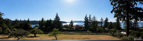 907 Chuckanut Dr, Bellingham, WA, 98229-8930 | Card Image