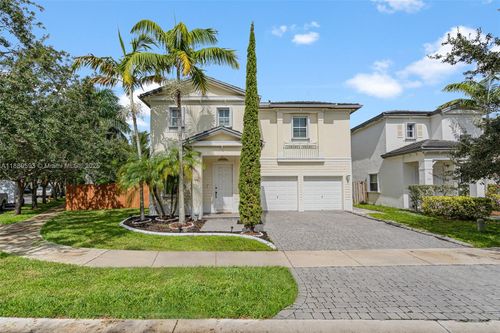 144 Ne 32nd Ter, Homestead, FL, 33033-7125 | Card Image