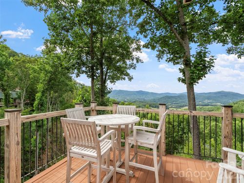 h301-47 Creekside Way, Burnsville, NC, 28714-1869 | Card Image