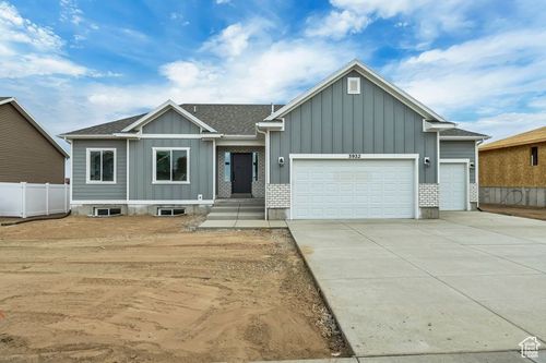 wf5-3932 W 825 N, West Point, UT, 84015-5016 | Card Image