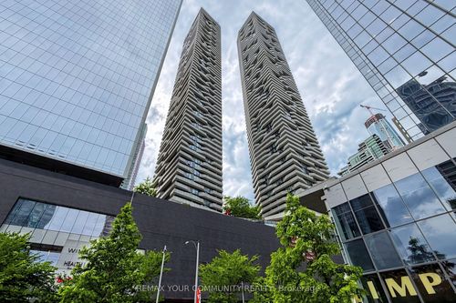 3702-88 Harbour St, Toronto, ON, M5J0C3 | Card Image