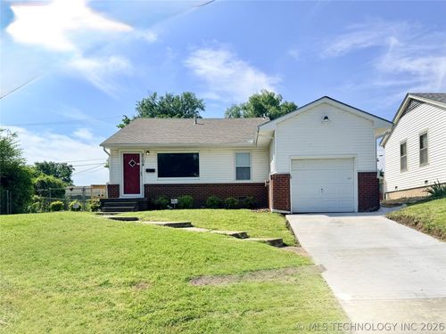 2104 48th Pl, Tulsa, OK, 74107-7702 | Card Image