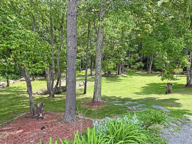 960 Grandview Rd, House other with 4 bedrooms, 3 bathrooms and null parking in Daniels WV | Image 12