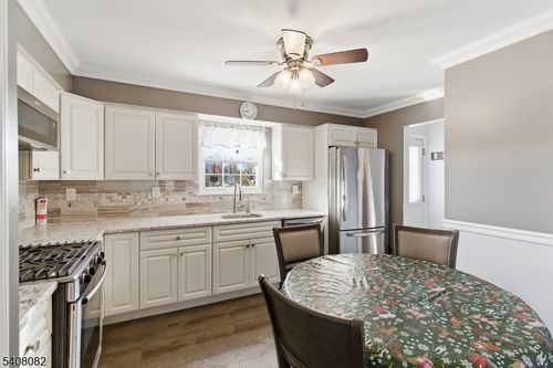 108 Windsor Ct, Hillsborough, NJ, 08844-5016 | Card Image