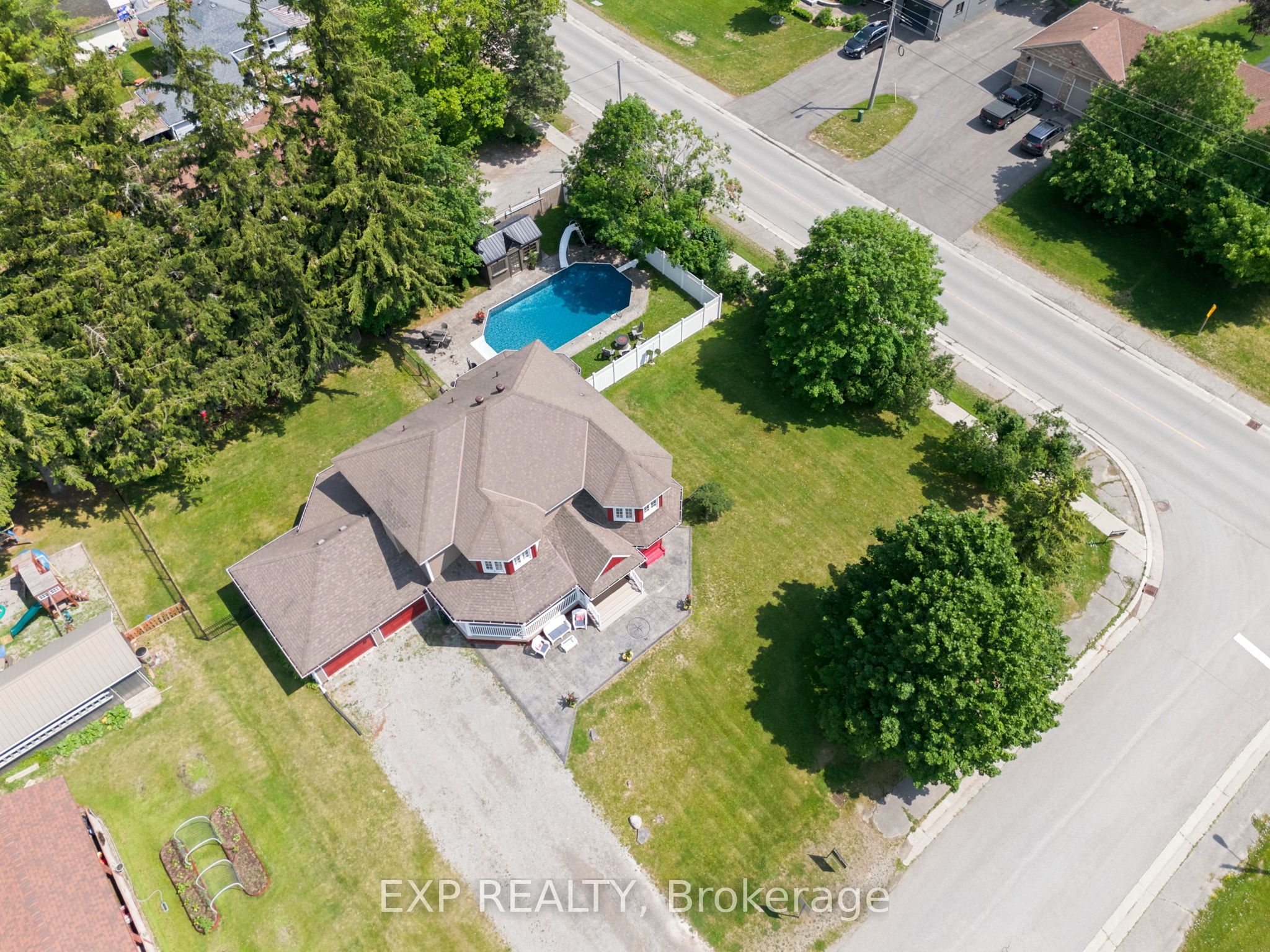 Residential in Kawartha Lakes 4