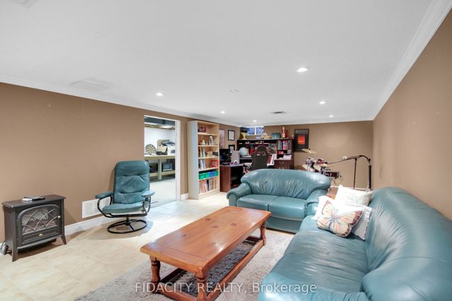 6657 Bluebird St, House other with 3 bedrooms, 3 bathrooms and 4 parking in Kars ON | Image 41