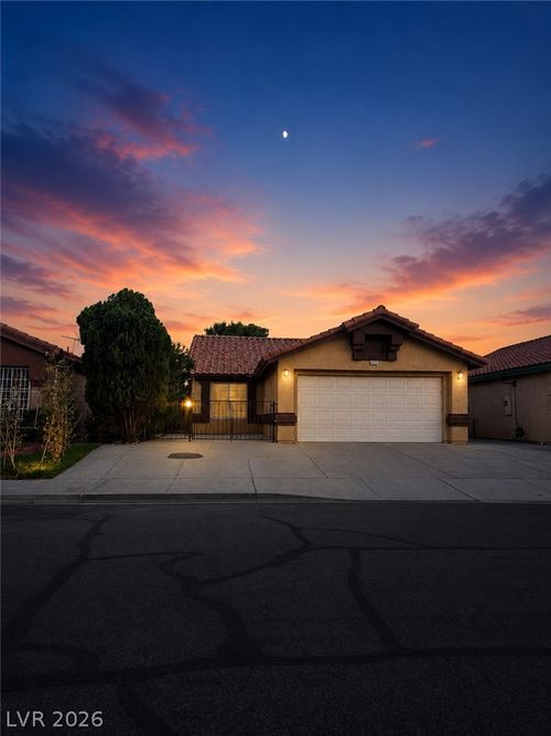 4021 Lighthouse Ave, Las Vegas, NV, 89110-6201 | Card Image