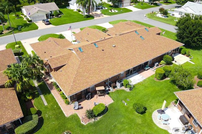 5512 Rosewall Cir, House other with 2 bedrooms, 2 bathrooms and null parking in LEESBURG FL | Image 36