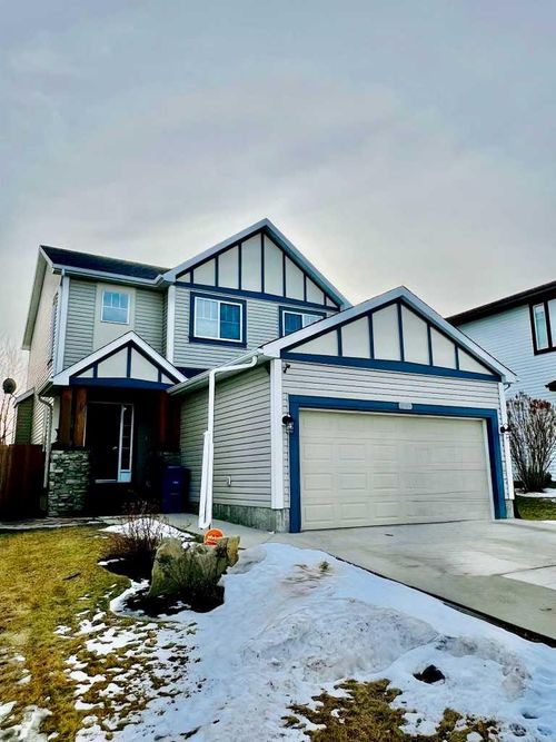 2117 Reunion Blvd Nw, Airdrie, AB, T4B0J2 | Card Image