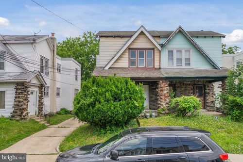 11 Oakley Rd, UPPER DARBY, PA, 19082-1408 | Card Image