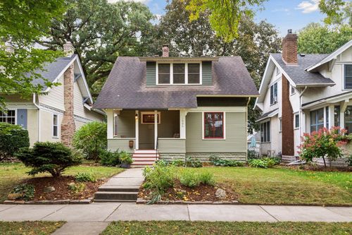 1906 Lincoln Ave, Saint Paul, MN, 55105-1421 | Card Image