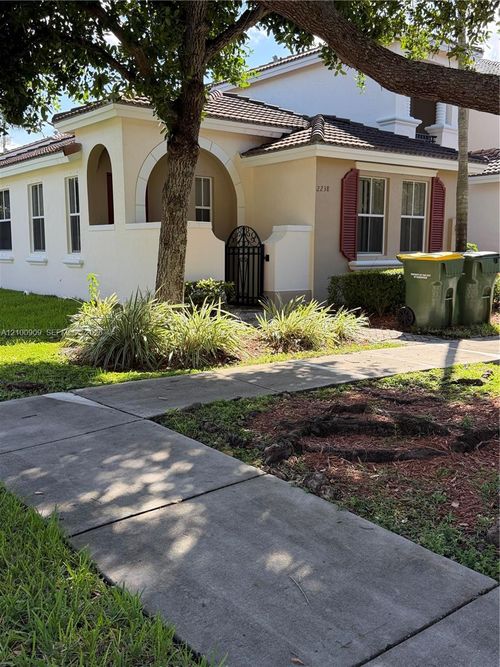 2238-2238 NE 42nd Cir, Homestead, FL, 33033 | Card Image