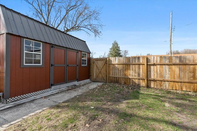 Shed with electric ran to it | Image 34