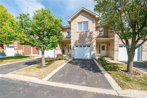 36-81 Valridge Dr, Ancaster, ON, L9G5B6 | Card Image