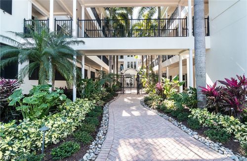 307-1400 Gulf Shore Blvd N, NAPLES, FL, 34102-4994 | Card Image