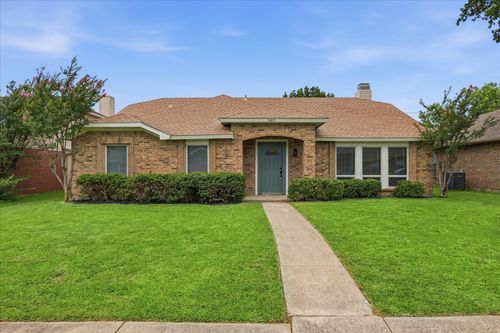 9417 Willard St, Rowlett, TX, 75088-4456 | Card Image