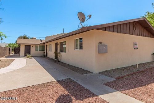 4-2235 N 28th St, Phoenix, AZ, 85008-2841 | Card Image