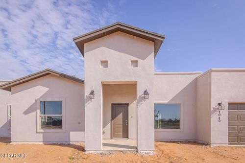 1040 Sunrise Dr, Chaparral, NM, 88081-8073 | Card Image
