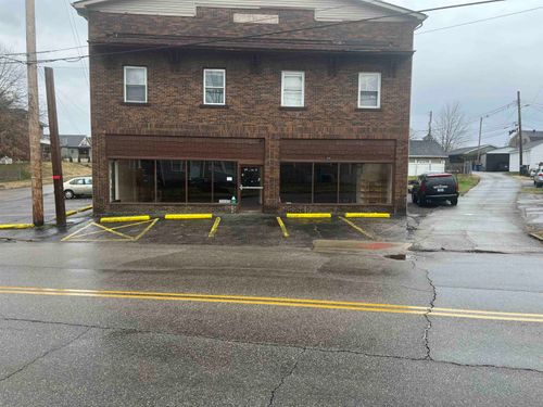 1700 29th St, Ashland, KY, 41101-4004 | Card Image