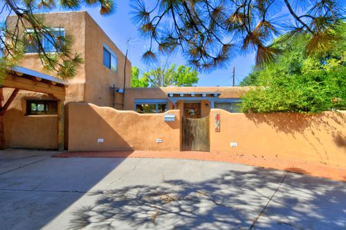 707 17th Street Nw, Albuquerque, NM, 87104 | Card Image