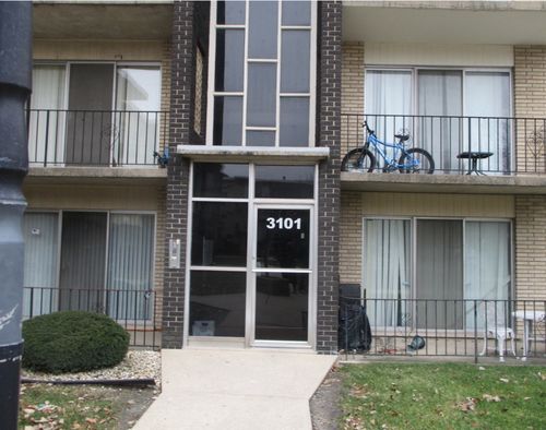 4-3101 Bernice Rd, Lansing, IL, 60438-1497 | Card Image