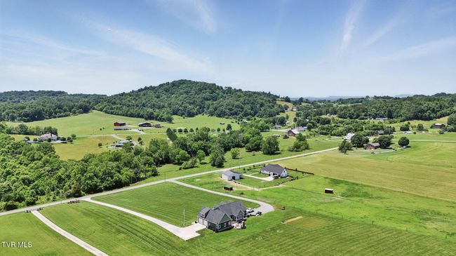 313 Treadway Trl, House other with 3 bedrooms, 3 bathrooms and null parking in Jonesborough TN | Image 63