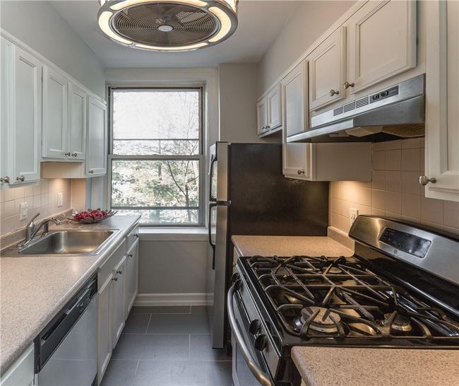 APT-4B - 64 Sagamore Rd, Condo with 1 bedrooms, 1 bathrooms and null parking in Bronxville NY | Image 4