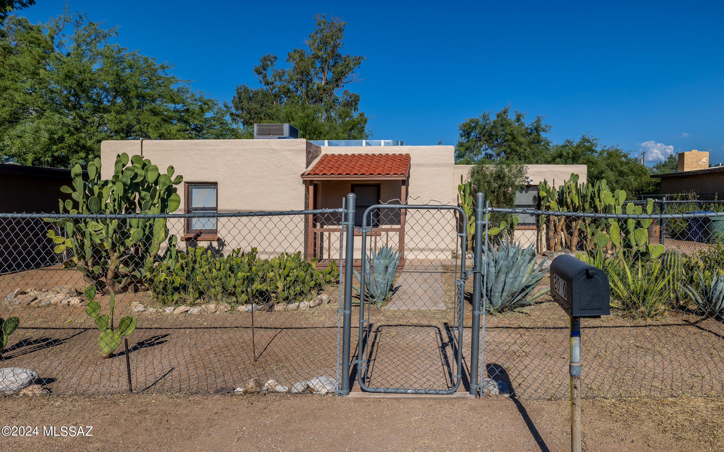 Dodge Blvd, Tucson, AZ 85716