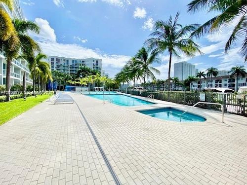 231-2950 Ne 188th St, Aventura, FL, 33180-2708 | Card Image
