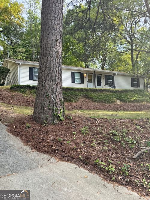 a-2888 Parrott Ave Nw, Atlanta, GA, 30318-1052 | Card Image