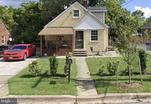 1203 Farmingdale Ave, CAPITOL HEIGHTS, MD, 20743-1217 | Card Image