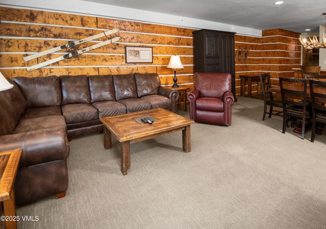 215216 - 684 W Lionshead Cir, Condo with 2 bedrooms, 2 bathrooms and null parking in Vail CO | Image 7