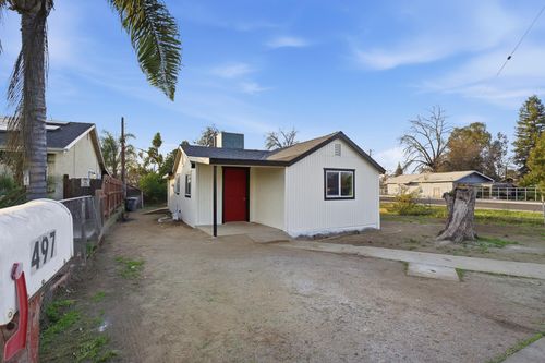 497 N Oakview Ave, Farmersville, CA, 93223-1736 | Card Image