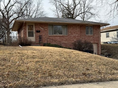 3216 Se 3rd St, Des Moines, IA, 50315-7710 | Card Image