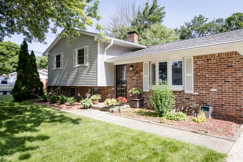 218 Narcissus Dr, Indianapolis, IN, 46227-2645 | Card Image