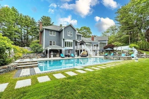 18 Village Hill Rd, Dover, MA, 02030-2533 | Card Image