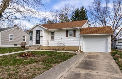 414 E Louis St, Sullivan, IL, 61951-2316 | Card Image