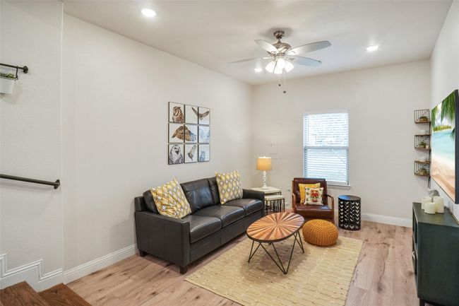 3rd bedroom or 2nd Living room | Image 11