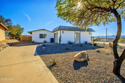 610 Roamer Ln, Lake Havasu City, AZ, 86403-3654 | Card Image