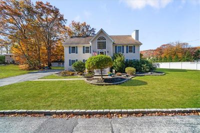 529 Round Lake Park, House other with 4 bedrooms, 3 bathrooms and null parking in Monroe NY | Image 2